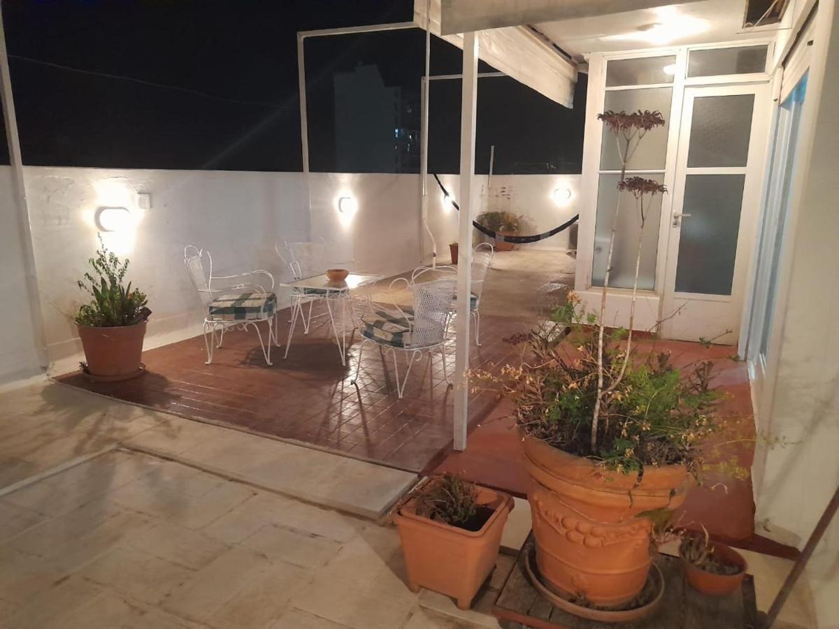 Departamento Centrico, En Peatonal, Con Terraza *