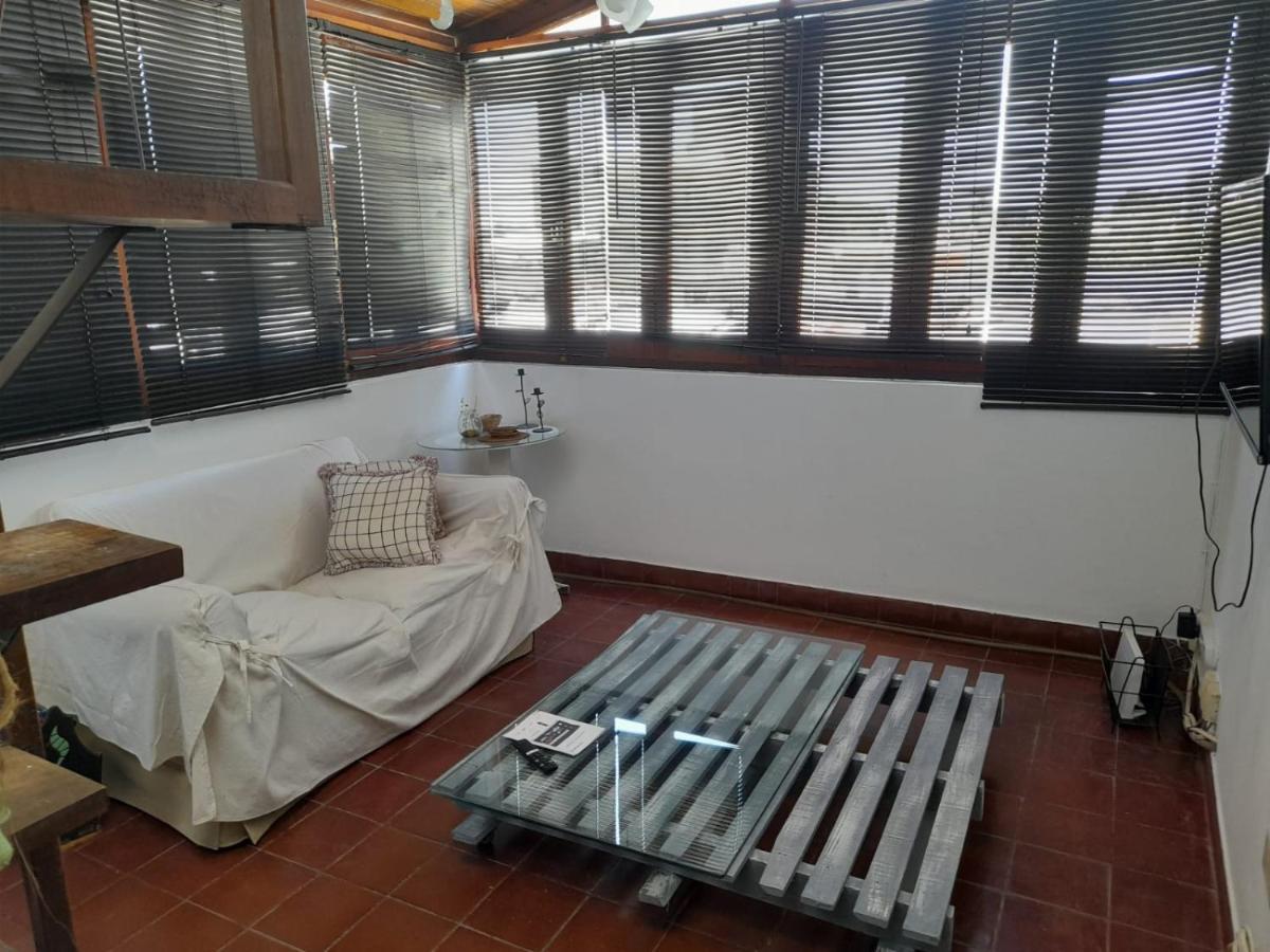 Departamento Centrico, En Peatonal, Con Terraza